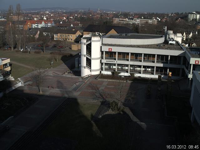 Foto der Webcam: Verwaltungsgeb&auml;ude, Innenhof mit Audimax, H&ouml;rsaal-Geb&auml;ude 1