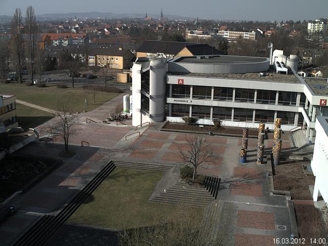 Foto der Webcam: Verwaltungsgeb&auml;ude, Innenhof mit Audimax, H&ouml;rsaal-Geb&auml;ude 1