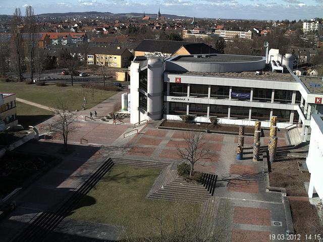 Foto der Webcam: Verwaltungsgeb&auml;ude, Innenhof mit Audimax, H&ouml;rsaal-Geb&auml;ude 1