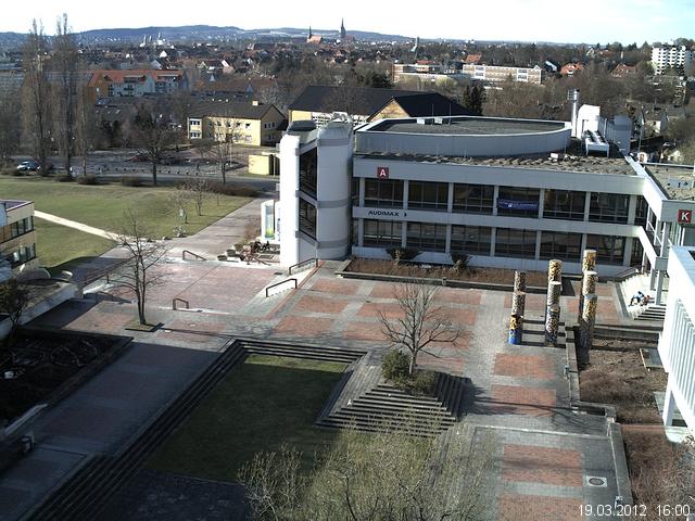 Foto der Webcam: Verwaltungsgeb&auml;ude, Innenhof mit Audimax, H&ouml;rsaal-Geb&auml;ude 1