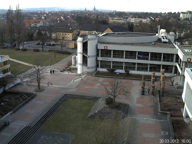 Foto der Webcam: Verwaltungsgeb&auml;ude, Innenhof mit Audimax, H&ouml;rsaal-Geb&auml;ude 1