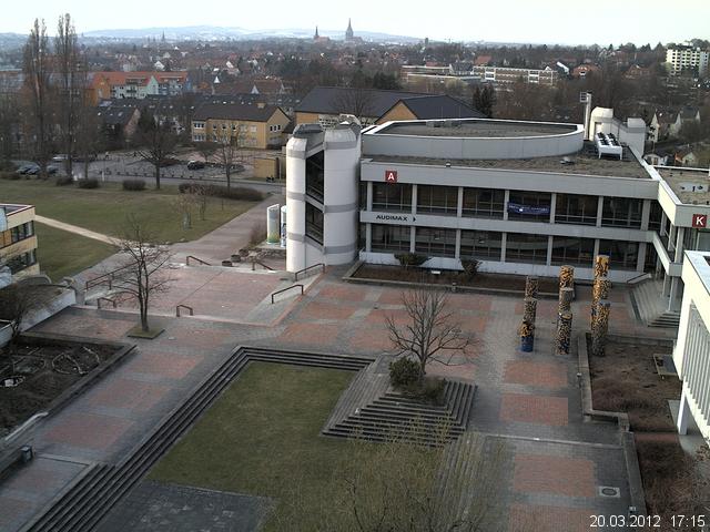Foto der Webcam: Verwaltungsgeb&auml;ude, Innenhof mit Audimax, H&ouml;rsaal-Geb&auml;ude 1