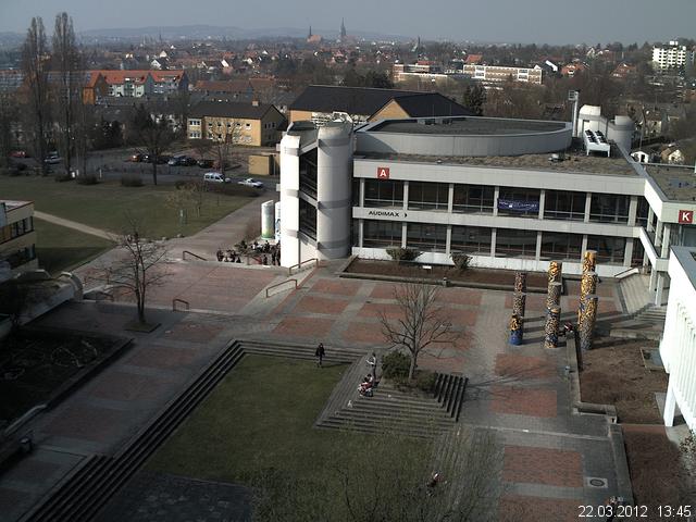 Foto der Webcam: Verwaltungsgeb&auml;ude, Innenhof mit Audimax, H&ouml;rsaal-Geb&auml;ude 1