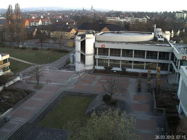 Foto der Webcam: Verwaltungsgeb&auml;ude, Innenhof mit Audimax, H&ouml;rsaal-Geb&auml;ude 1