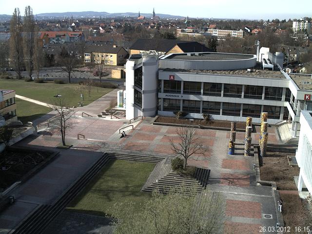 Foto der Webcam: Verwaltungsgeb&auml;ude, Innenhof mit Audimax, H&ouml;rsaal-Geb&auml;ude 1
