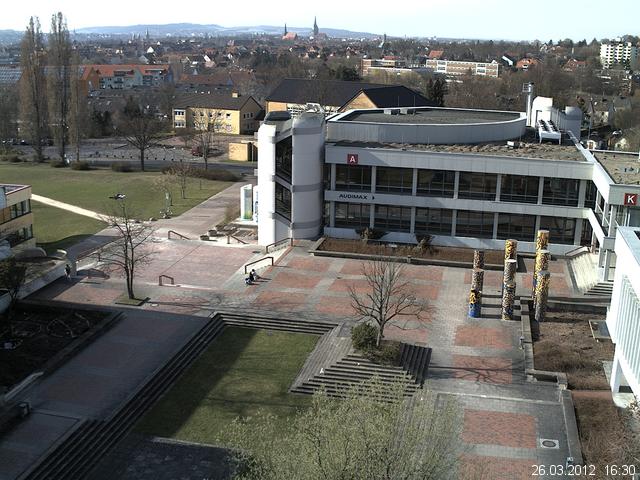 Foto der Webcam: Verwaltungsgeb&auml;ude, Innenhof mit Audimax, H&ouml;rsaal-Geb&auml;ude 1