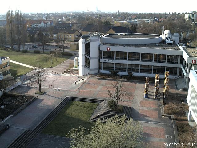 Foto der Webcam: Verwaltungsgeb&auml;ude, Innenhof mit Audimax, H&ouml;rsaal-Geb&auml;ude 1