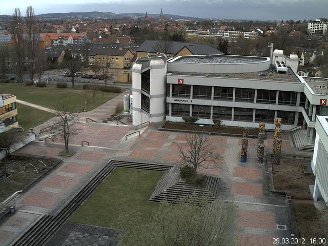 Foto der Webcam: Verwaltungsgeb&auml;ude, Innenhof mit Audimax, H&ouml;rsaal-Geb&auml;ude 1