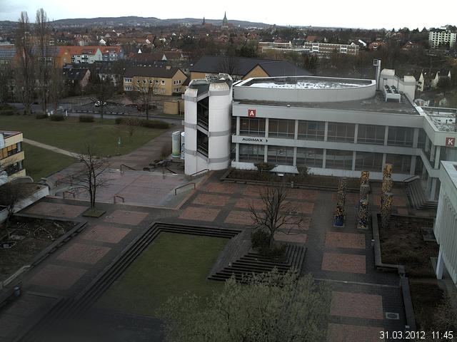 Foto der Webcam: Verwaltungsgeb&auml;ude, Innenhof mit Audimax, H&ouml;rsaal-Geb&auml;ude 1