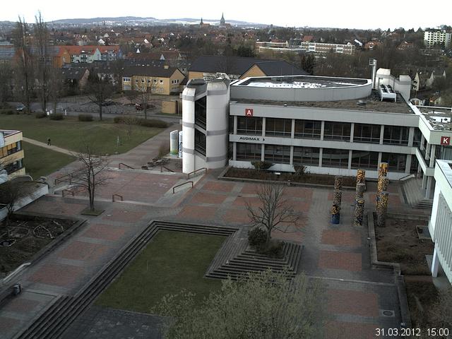 Foto der Webcam: Verwaltungsgeb&auml;ude, Innenhof mit Audimax, H&ouml;rsaal-Geb&auml;ude 1