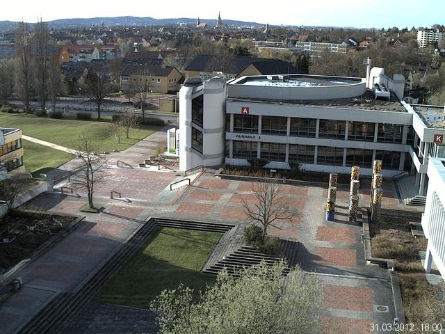 Foto der Webcam: Verwaltungsgeb&auml;ude, Innenhof mit Audimax, H&ouml;rsaal-Geb&auml;ude 1