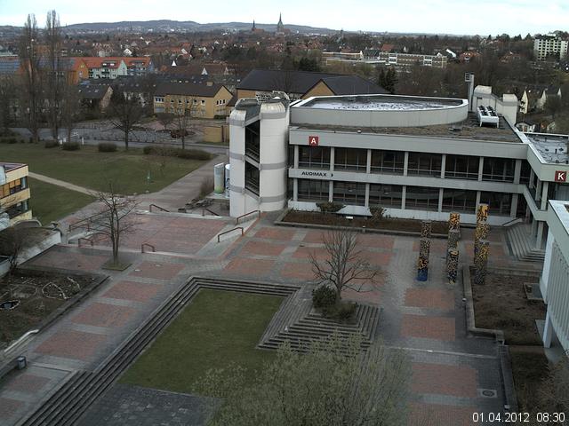 Foto der Webcam: Verwaltungsgeb&auml;ude, Innenhof mit Audimax, H&ouml;rsaal-Geb&auml;ude 1