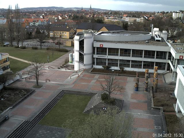 Foto der Webcam: Verwaltungsgeb&auml;ude, Innenhof mit Audimax, H&ouml;rsaal-Geb&auml;ude 1