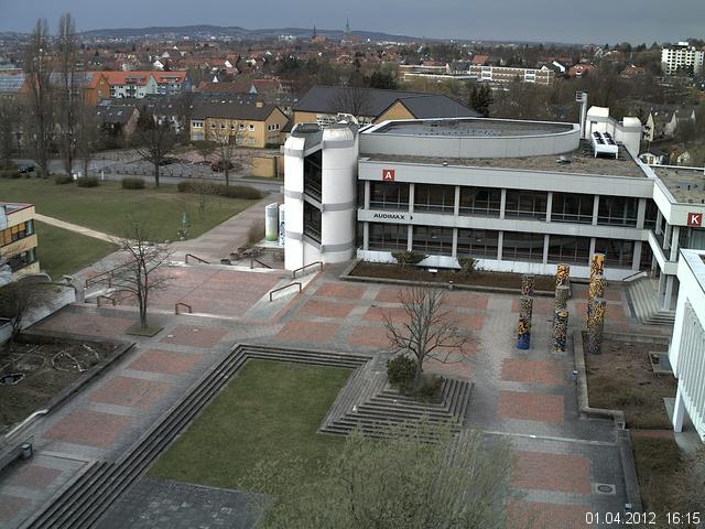 Foto der Webcam: Verwaltungsgeb&auml;ude, Innenhof mit Audimax, H&ouml;rsaal-Geb&auml;ude 1