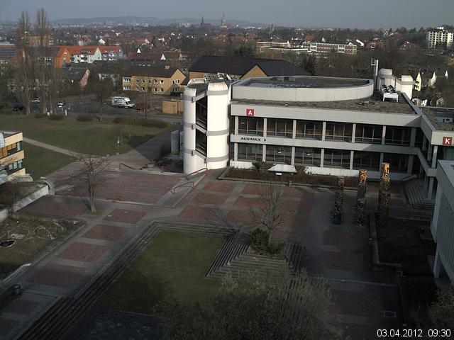 Foto der Webcam: Verwaltungsgeb&auml;ude, Innenhof mit Audimax, H&ouml;rsaal-Geb&auml;ude 1