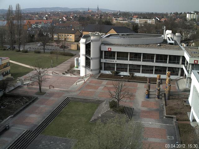 Foto der Webcam: Verwaltungsgeb&auml;ude, Innenhof mit Audimax, H&ouml;rsaal-Geb&auml;ude 1