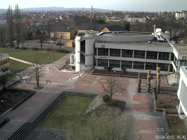 Foto der Webcam: Verwaltungsgeb&auml;ude, Innenhof mit Audimax, H&ouml;rsaal-Geb&auml;ude 1