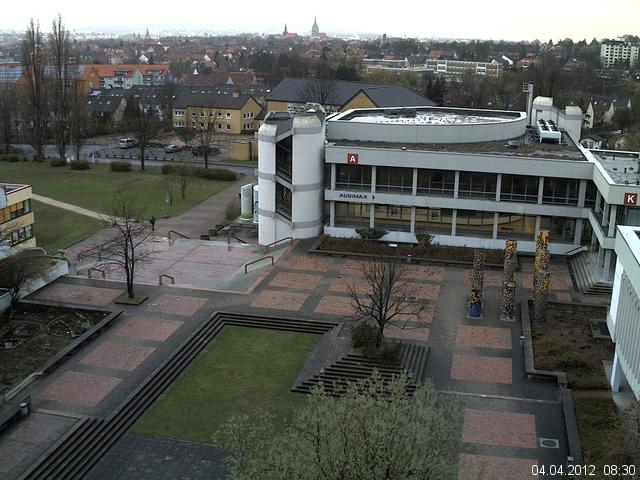 Foto der Webcam: Verwaltungsgeb&auml;ude, Innenhof mit Audimax, H&ouml;rsaal-Geb&auml;ude 1
