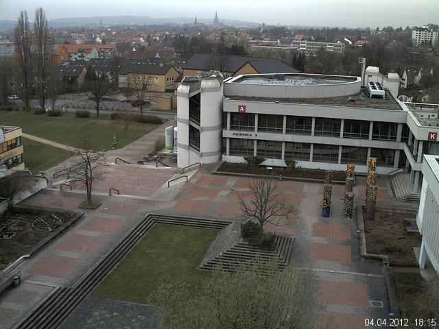 Foto der Webcam: Verwaltungsgeb&auml;ude, Innenhof mit Audimax, H&ouml;rsaal-Geb&auml;ude 1