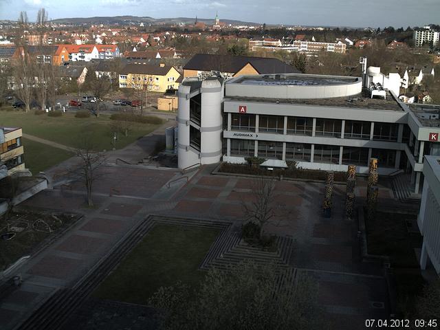 Foto der Webcam: Verwaltungsgeb&auml;ude, Innenhof mit Audimax, H&ouml;rsaal-Geb&auml;ude 1