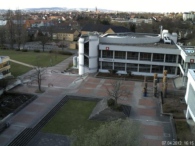 Foto der Webcam: Verwaltungsgeb&auml;ude, Innenhof mit Audimax, H&ouml;rsaal-Geb&auml;ude 1