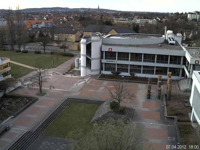 Foto der Webcam: Verwaltungsgeb&auml;ude, Innenhof mit Audimax, H&ouml;rsaal-Geb&auml;ude 1