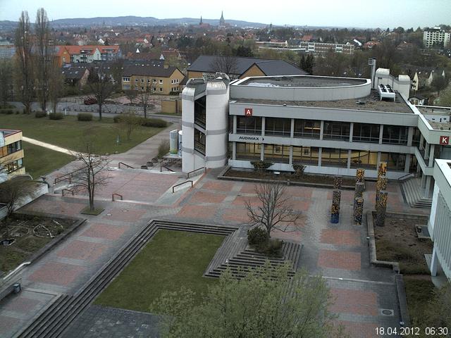 Foto der Webcam: Verwaltungsgeb&auml;ude, Innenhof mit Audimax, H&ouml;rsaal-Geb&auml;ude 1