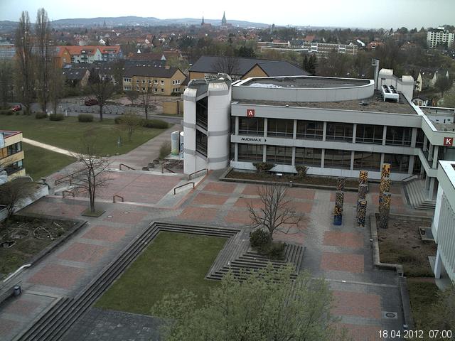 Foto der Webcam: Verwaltungsgeb&auml;ude, Innenhof mit Audimax, H&ouml;rsaal-Geb&auml;ude 1