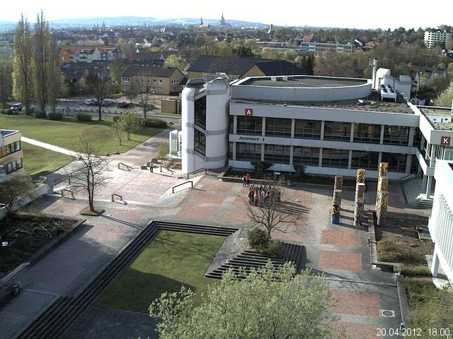 Foto der Webcam: Verwaltungsgeb&auml;ude, Innenhof mit Audimax, H&ouml;rsaal-Geb&auml;ude 1