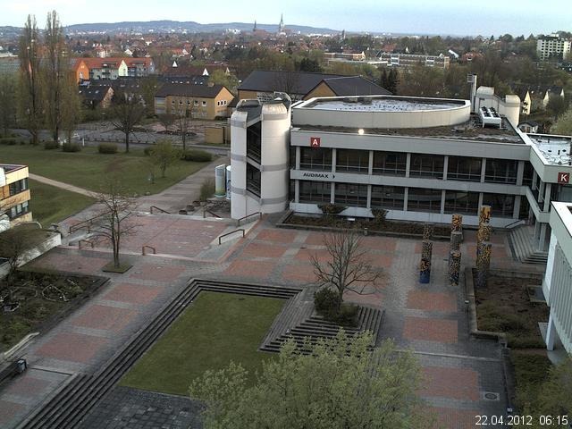 Foto der Webcam: Verwaltungsgeb&auml;ude, Innenhof mit Audimax, H&ouml;rsaal-Geb&auml;ude 1
