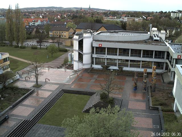 Foto der Webcam: Verwaltungsgeb&auml;ude, Innenhof mit Audimax, H&ouml;rsaal-Geb&auml;ude 1
