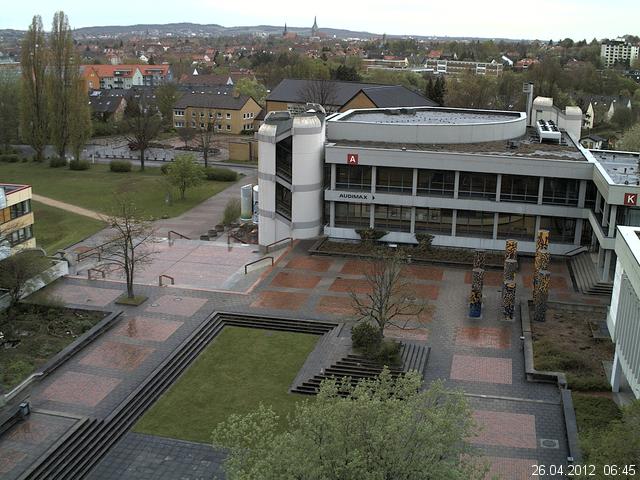 Foto der Webcam: Verwaltungsgeb&auml;ude, Innenhof mit Audimax, H&ouml;rsaal-Geb&auml;ude 1