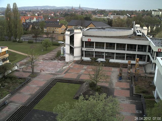 Foto der Webcam: Verwaltungsgeb&auml;ude, Innenhof mit Audimax, H&ouml;rsaal-Geb&auml;ude 1