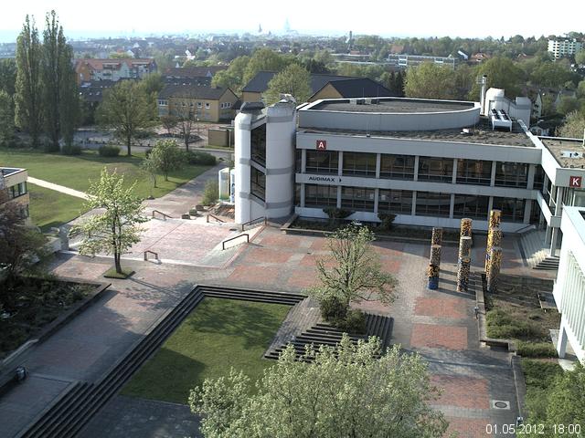 Foto der Webcam: Verwaltungsgeb&auml;ude, Innenhof mit Audimax, H&ouml;rsaal-Geb&auml;ude 1