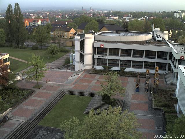 Foto der Webcam: Verwaltungsgeb&auml;ude, Innenhof mit Audimax, H&ouml;rsaal-Geb&auml;ude 1