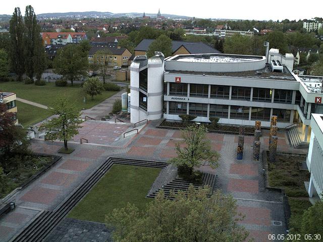 Foto der Webcam: Verwaltungsgeb&auml;ude, Innenhof mit Audimax, H&ouml;rsaal-Geb&auml;ude 1