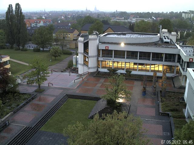 Foto der Webcam: Verwaltungsgeb&auml;ude, Innenhof mit Audimax, H&ouml;rsaal-Geb&auml;ude 1
