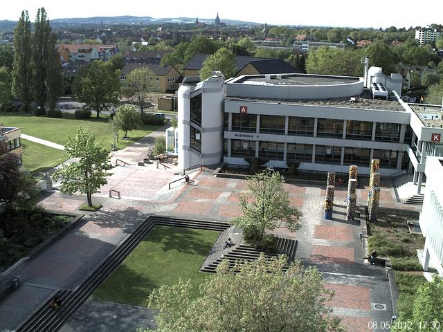Foto der Webcam: Verwaltungsgeb&auml;ude, Innenhof mit Audimax, H&ouml;rsaal-Geb&auml;ude 1