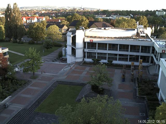 Foto der Webcam: Verwaltungsgeb&auml;ude, Innenhof mit Audimax, H&ouml;rsaal-Geb&auml;ude 1