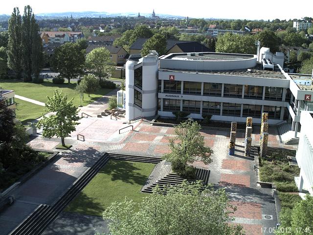 Foto der Webcam: Verwaltungsgeb&auml;ude, Innenhof mit Audimax, H&ouml;rsaal-Geb&auml;ude 1