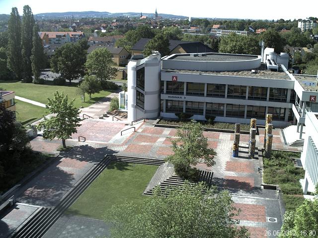 Foto der Webcam: Verwaltungsgeb&auml;ude, Innenhof mit Audimax, H&ouml;rsaal-Geb&auml;ude 1