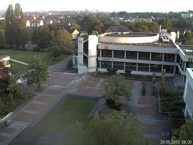 Foto der Webcam: Verwaltungsgeb&auml;ude, Innenhof mit Audimax, H&ouml;rsaal-Geb&auml;ude 1