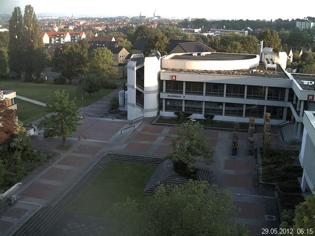 Foto der Webcam: Verwaltungsgeb&auml;ude, Innenhof mit Audimax, H&ouml;rsaal-Geb&auml;ude 1