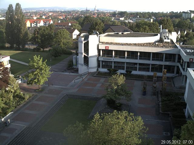 Foto der Webcam: Verwaltungsgeb&auml;ude, Innenhof mit Audimax, H&ouml;rsaal-Geb&auml;ude 1