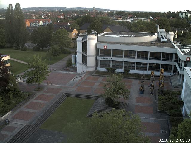 Foto der Webcam: Verwaltungsgeb&auml;ude, Innenhof mit Audimax, H&ouml;rsaal-Geb&auml;ude 1