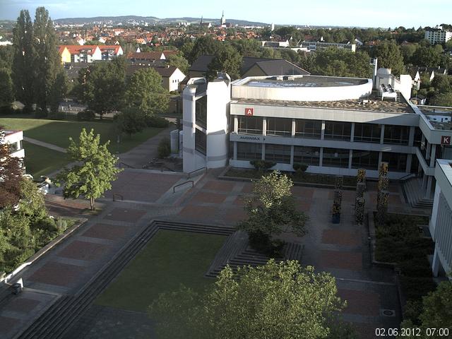 Foto der Webcam: Verwaltungsgeb&auml;ude, Innenhof mit Audimax, H&ouml;rsaal-Geb&auml;ude 1