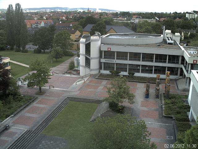Foto der Webcam: Verwaltungsgeb&auml;ude, Innenhof mit Audimax, H&ouml;rsaal-Geb&auml;ude 1