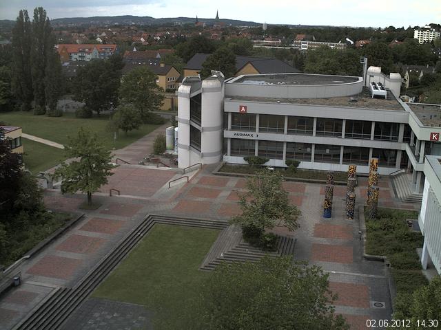 Foto der Webcam: Verwaltungsgeb&auml;ude, Innenhof mit Audimax, H&ouml;rsaal-Geb&auml;ude 1