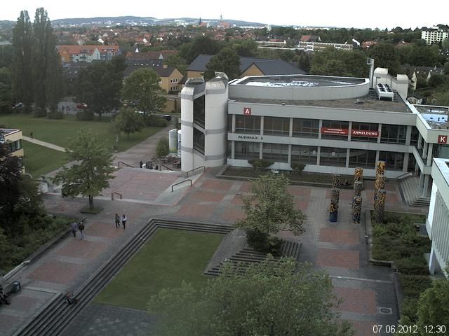 Foto der Webcam: Verwaltungsgeb&auml;ude, Innenhof mit Audimax, H&ouml;rsaal-Geb&auml;ude 1