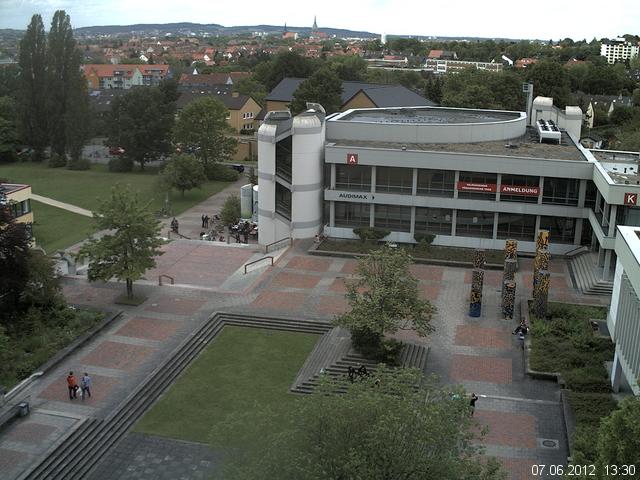 Foto der Webcam: Verwaltungsgeb&auml;ude, Innenhof mit Audimax, H&ouml;rsaal-Geb&auml;ude 1
